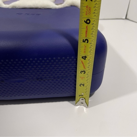 O Bag Purple Rubber Tote with Ivory Faux Fur Trim - Picture 11 of 12